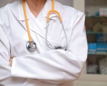 Atviru laišku medikai ragina išsivaduoti iš postokupacinių kompleksų