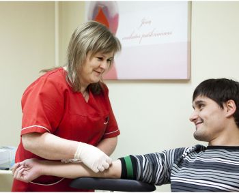 Medikų dilema – būti geriems pacientui ar valdžiai