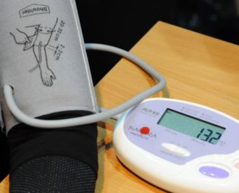 Tik kas trečias vaistus geria reguliariai, o kas penktas praleidžia sąmoningai
