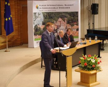 Tarptautinė Vilniaus užkrečiamųjų ligų savaitė suvienyti jėgas pakvietė ne tik medikus