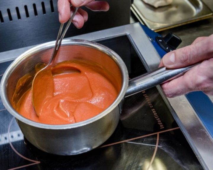 Šokiruojantis tyrimas: maisto produktuose rasta žmonių plaukų ir bebrų analinių išskyrų